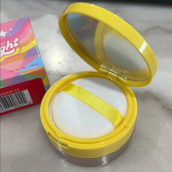 Half Caked Star Bright Yellow Setting Powder - Picture 5 of 6